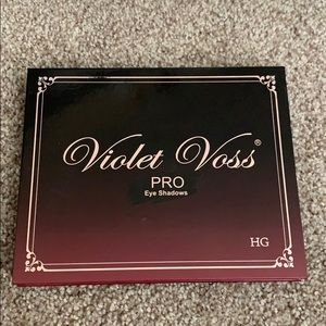 Violet Voss Pro eyeshadow-My holy grail